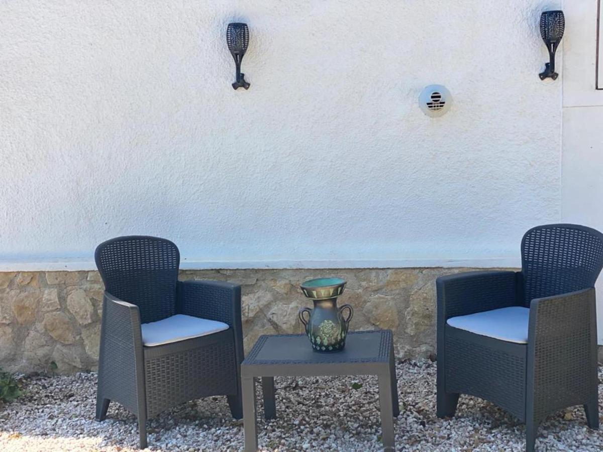 Lovely 2 Bed Apartment In Alcalalí Eksteriør bilde